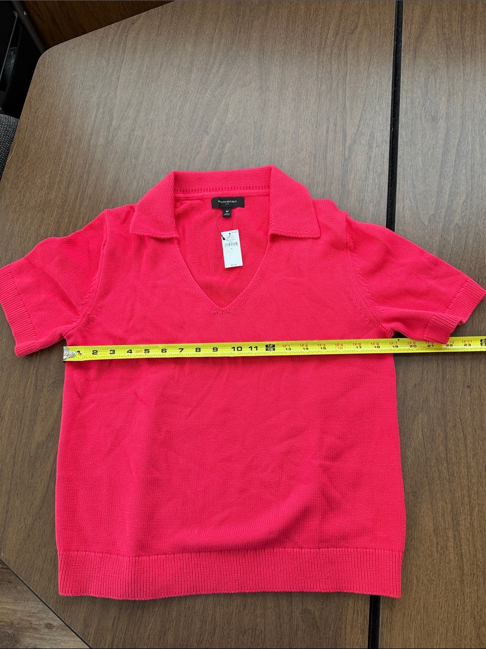 Banana Republic Bright Pink Short-Sleeve V-Neck Sweater